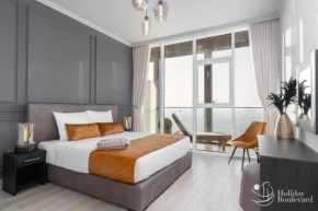 Holiday Boulevard - One Bedroom Apartment with Sofa Bed, Pool, Gym, Balcony Views